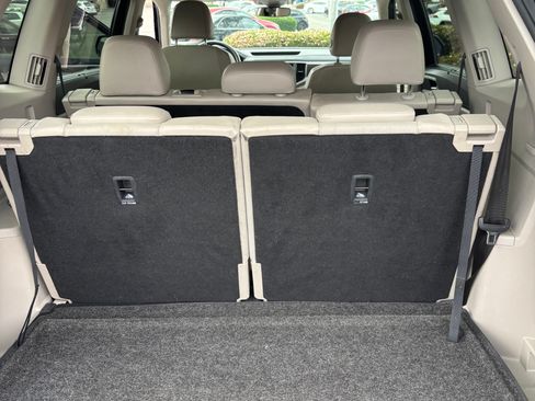 Used 2018 Volkswagen Atlas SE image 9