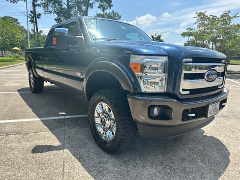 Used 2016 Ford F350 King Ranch w/ FX4 Off-Road Package AWD/4WD image 5