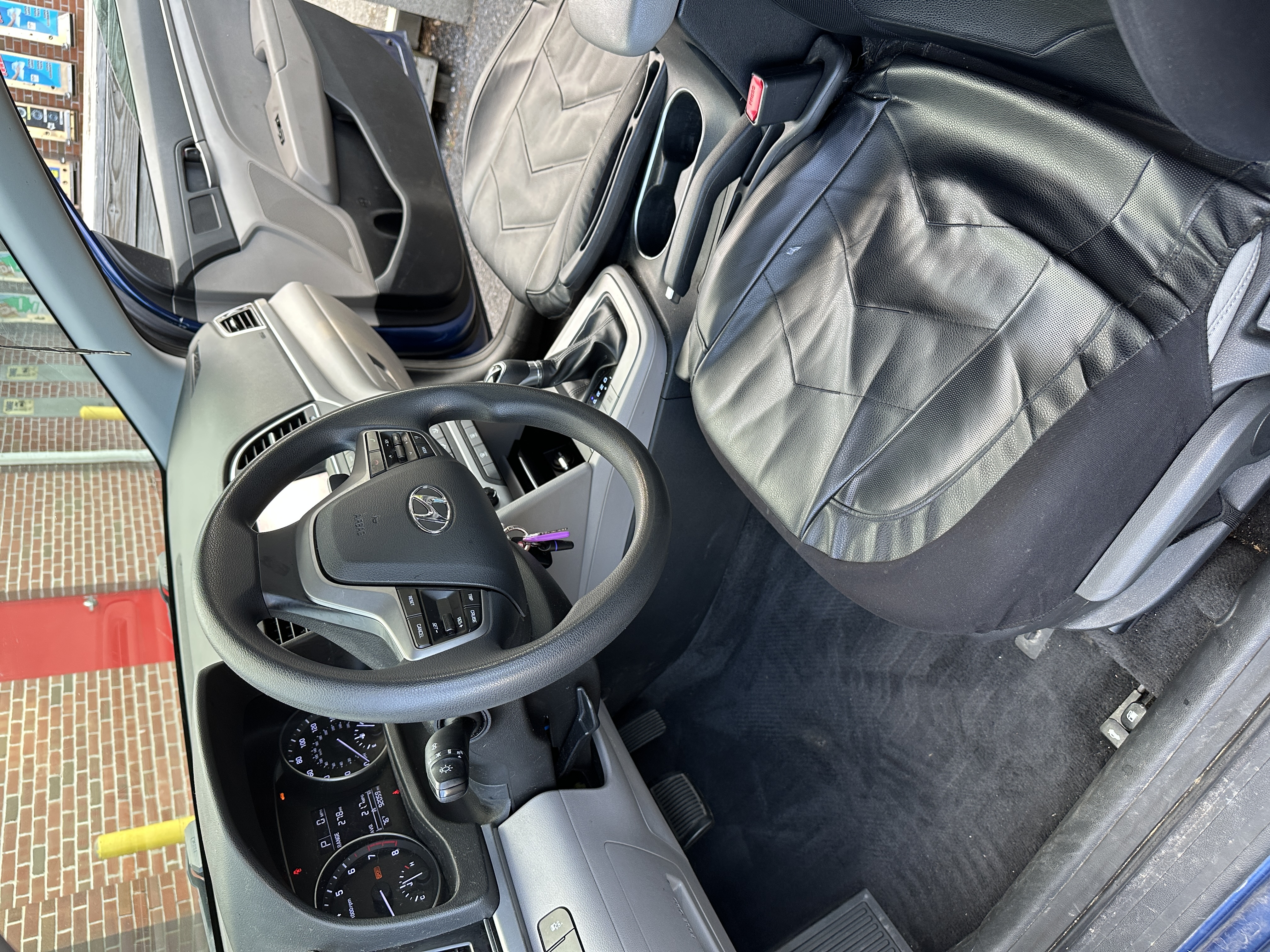 Used 2017 Hyundai Elantra SE FWD image 13