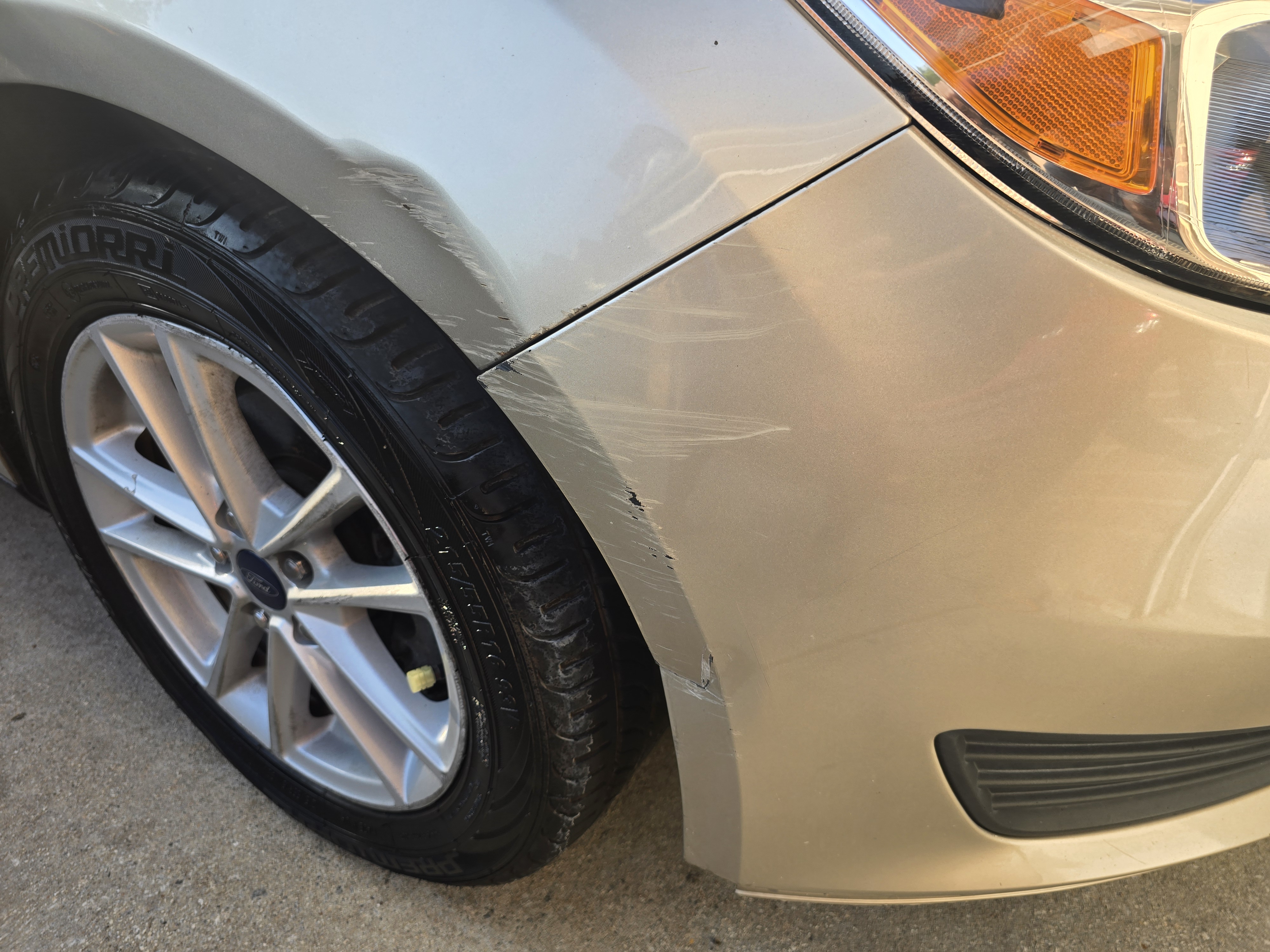 Used 2018 Ford Focus SE FWD image 26