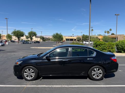 Used 2014 Honda Accord LX image 4