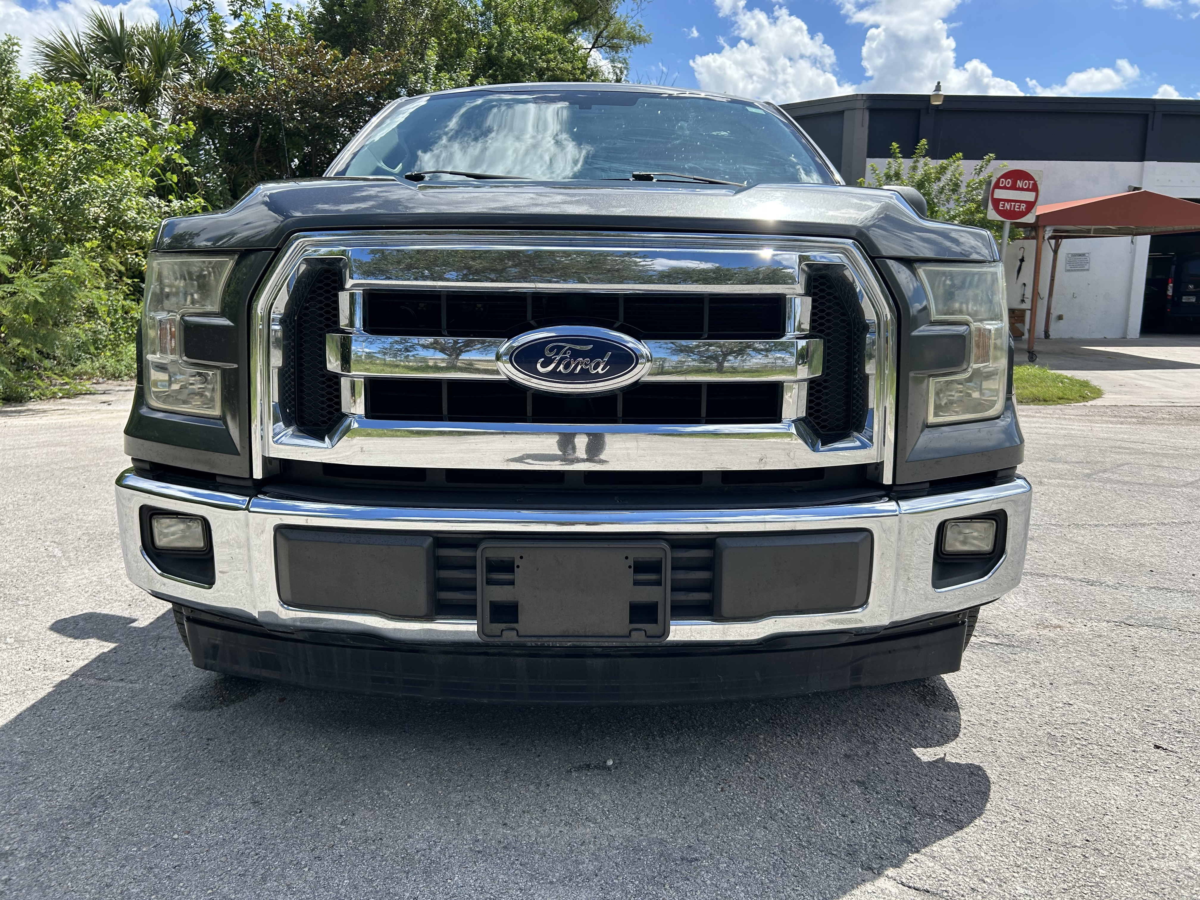 Used 2017 Ford F150 XLT RWD image 6