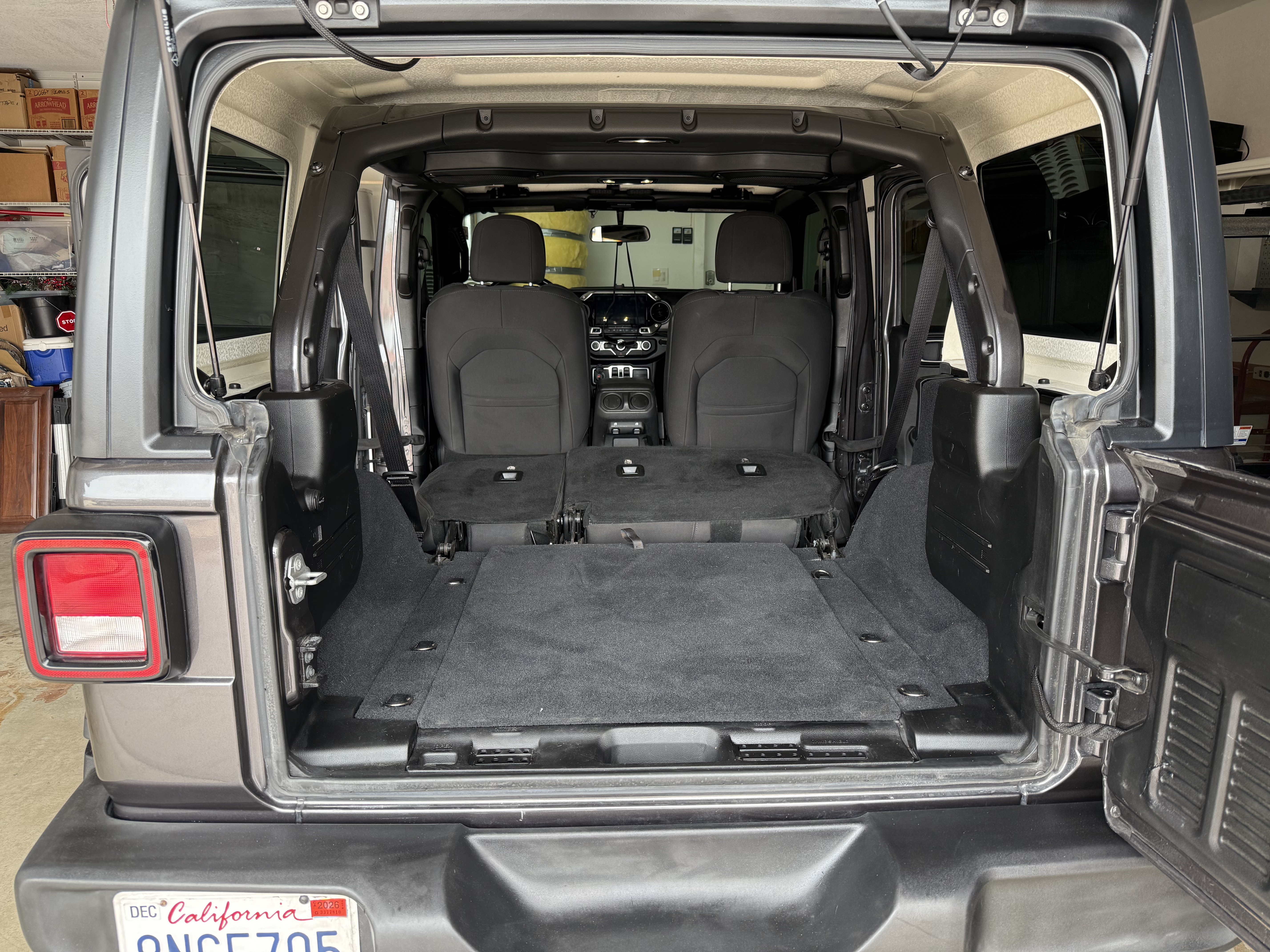 Used 2019 Jeep Wrangler Unlimited Sport S AWD/4WD image 9
