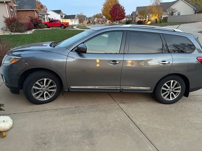 Used 2015 Nissan Pathfinder SL w/ Cargo Package