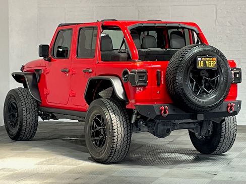 Used 2018 Jeep Wrangler Unlimited Sport S AWD/4WD image 22