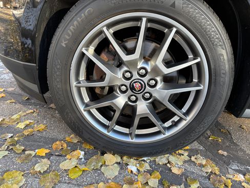 Used 2016 Cadillac SRX Performance w/ Midnight Edition Package image 6