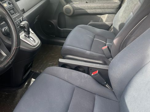 Used 2010 Honda CR-V LX image 6