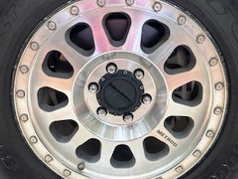 Used 2022 Ford F150 Lariat w/ Equipment Group 502A High image 6