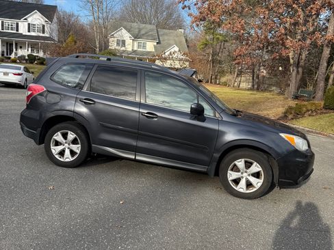 Used 2014 Subaru Forester 2.5i Limited image 5