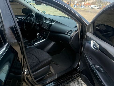Used 2018 Nissan Sentra SV image 5