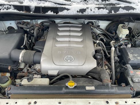 Used 2010 Toyota Sequoia Platinum image 9