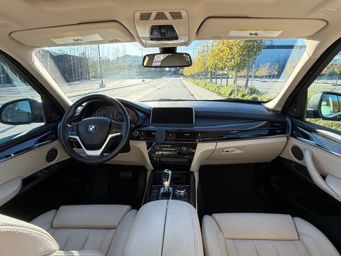 Used 2016 BMW X5 xDrive35d image 6