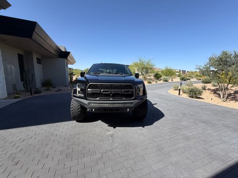 Used 2018 Ford F150 Raptor w/ Equipment Group 802A Luxury AWD/4WD image 6