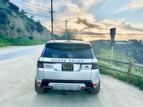 Used 2018 Land Rover Range Rover Sport Supercharged image 29