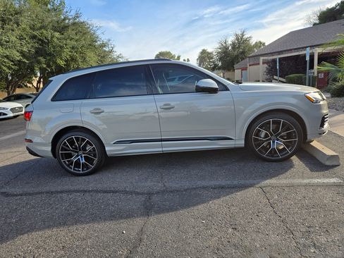 Used 2023 Audi Q7 3.0T Prestige image 4