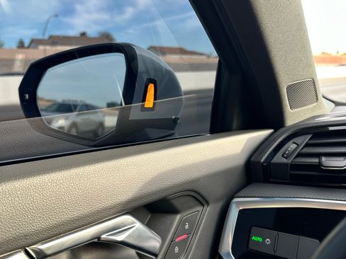 Used 2021 Audi Q3 2.0T Premium w/ Convenience Package image 9