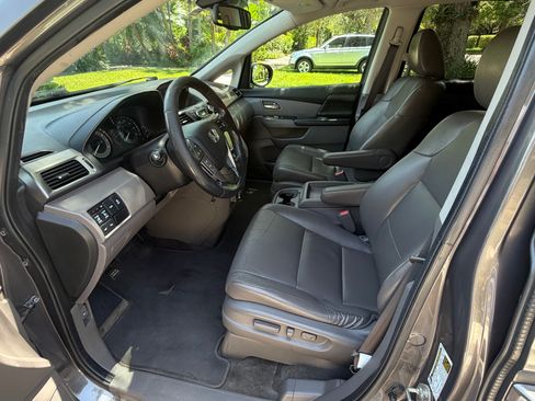 Used 2015 Honda Odyssey Touring image 10