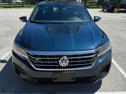 Used 2021 Volkswagen Passat 2.0T R-Line image 10
