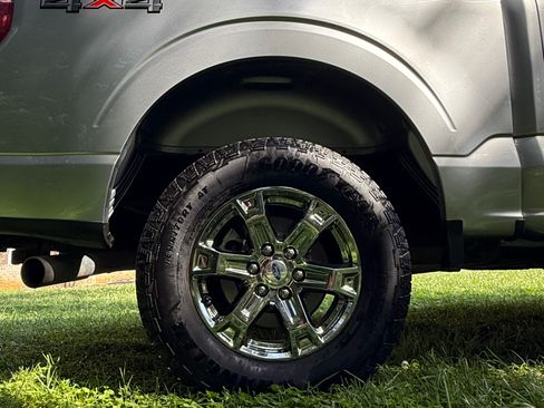 Used 2021 Ford F150 Lariat AWD/4WD image 6
