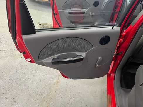 Used 2005 Chevrolet Aveo Special Value image 20