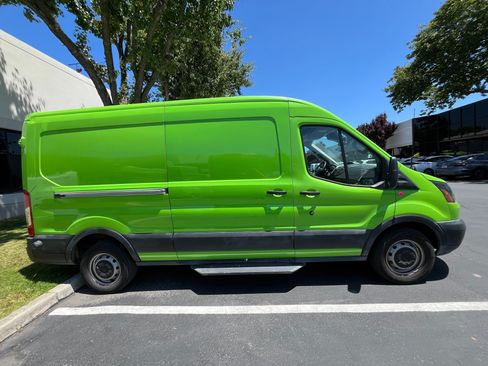 Used 2019 Ford Transit 250 148 Medium Roof image 2