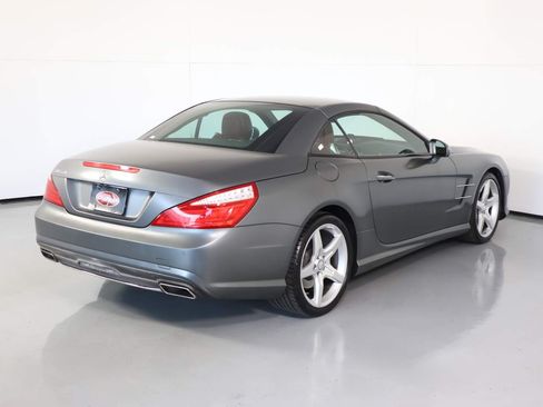 Used 2013 Mercedes-Benz SL 550 SL 550 Roadster 2D image 2