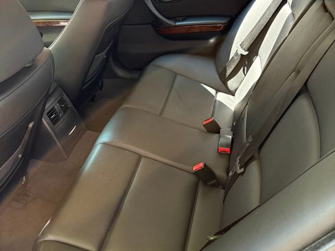 Used 2006 BMW 325xi Sedan AWD/4WD image 13