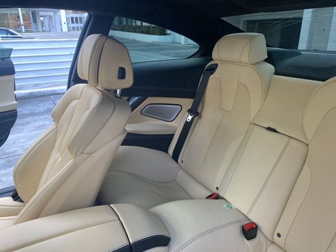 Used 2014 BMW M6 Coupe image 32