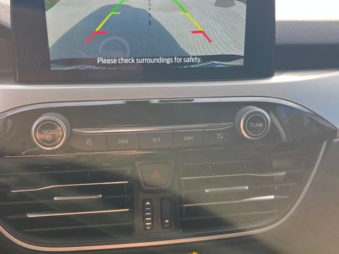 Used 2022 Ford Escape SEL image 23