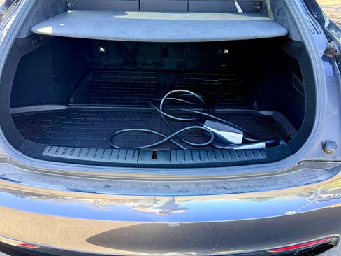 Used 2024 Tesla Model S image 13