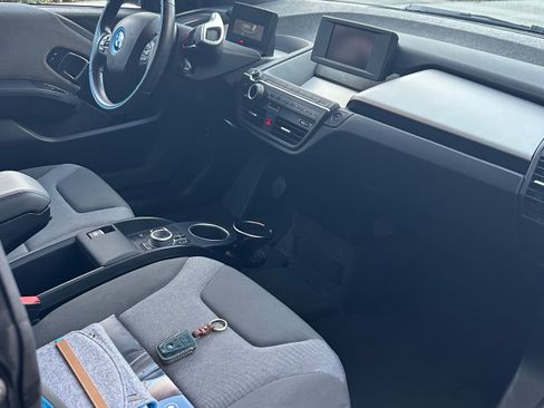 Used 2021 BMW i3 image 12