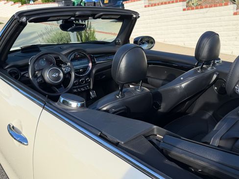 Used 2023 MINI Cooper S image 10