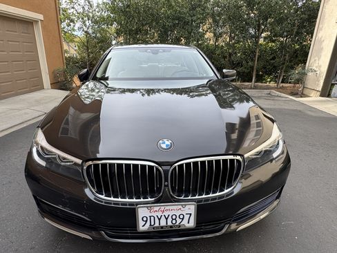 Used 2016 BMW 740i image 6