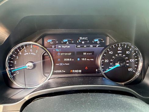 Used 2019 Ford Expedition Max Limited RWD image 10