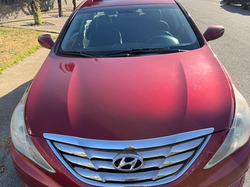Used 2011 Hyundai Sonata SE w/ Navigation & Sunroof Pkg 4 FWD image 11