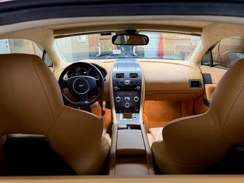 Used 2010 Aston Martin V8 Vantage Coupe RWD image 13