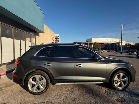 Used 2023 Audi Q5 2.0T Premium Plus w/ Premium Plus Package image 6