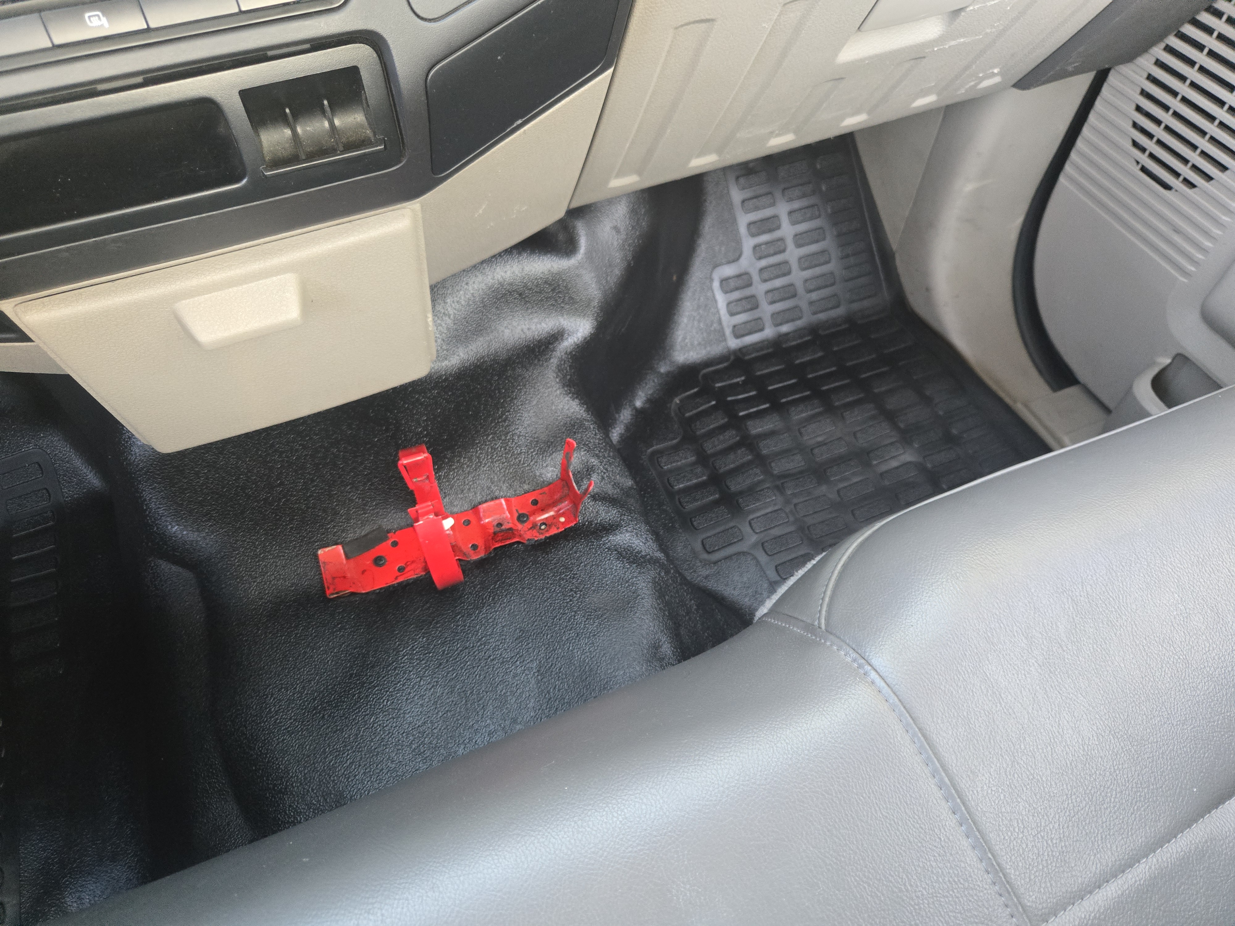 Used 2009 Ford F350 XL RWD image 4