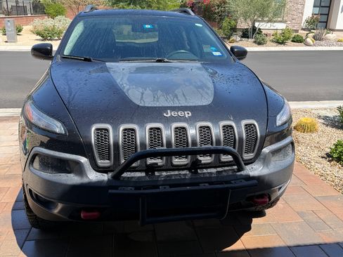 Used 2014 Jeep Cherokee Trailhawk w/ Comfort/Convenience Group AWD/4WD image 1