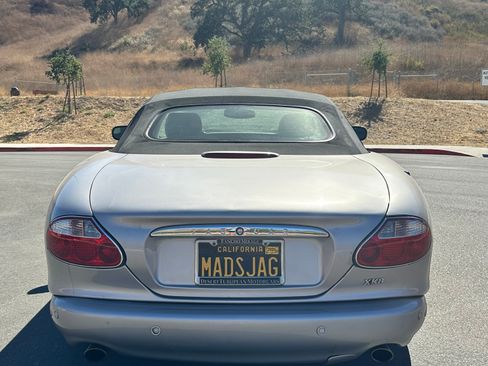 Used 2001 Jaguar XK8 Convertible image 5