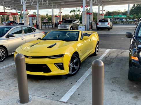 Used 2018 Chevrolet Camaro SS image 5