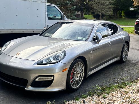 Used 2011 Porsche Panamera Turbo image 1