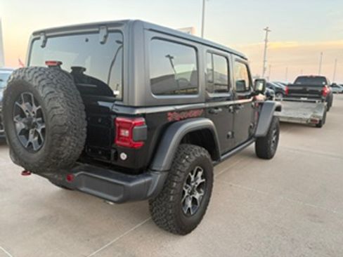 Used 2019 Jeep Wrangler Unlimited Rubicon AWD/4WD image 5
