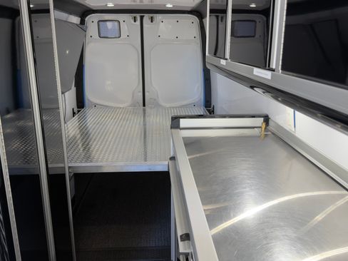 Used 2014 Mercedes-Benz Sprinter 2500 image 17