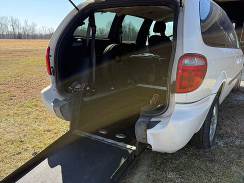 Used 2003 Dodge Grand Caravan Sport image 20