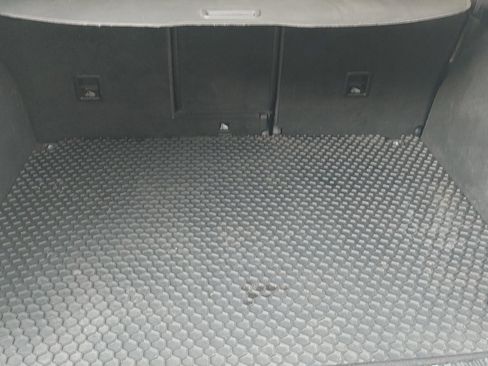 Used 2016 Porsche Cayenne S image 17