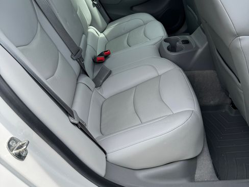 Used 2019 Chevrolet Volt LT w/ Power Convenience Package FWD image 14