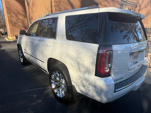 Used 2019 GMC Yukon Denali w/ Denali Ultimate Package image 4