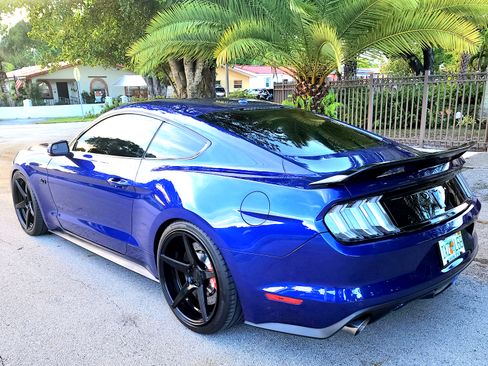Used 2015 Ford Mustang GT Premium image 5