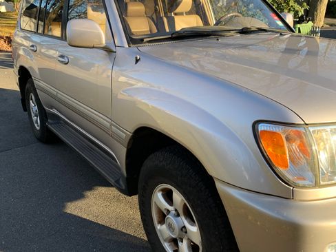 Used 1999 Toyota Land Cruiser image 4